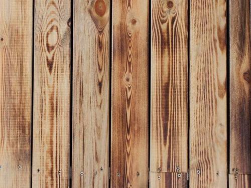 防腐木木屋屋架的安装问题及处理方法